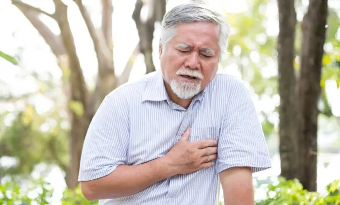 douleur thoracique fes 